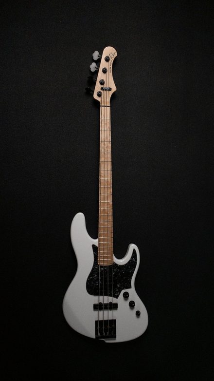 RKM Custom Shop Bass #024