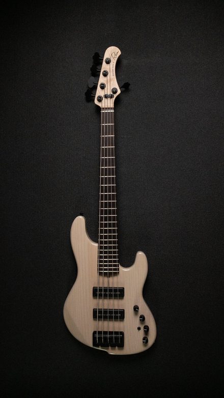RKM Custom Shop Bass #028