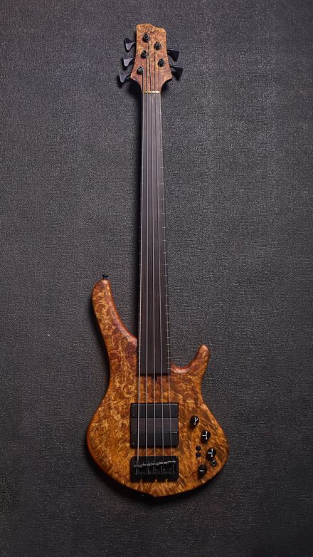 RKM Custom Shop Bass #054