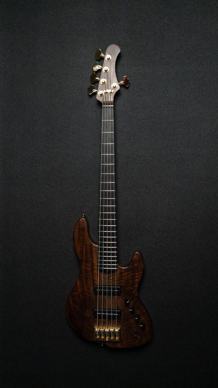 RKM Custom Shop Bass #056