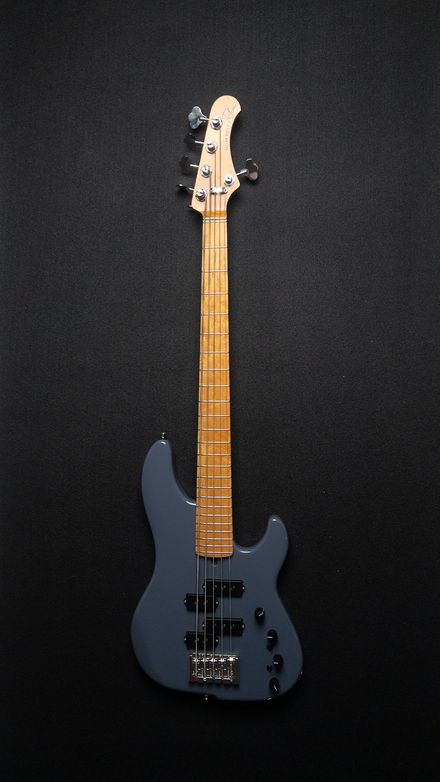RKM Custom Shop Bass #072