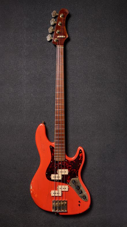 RKM Custom Shop Bass #107
