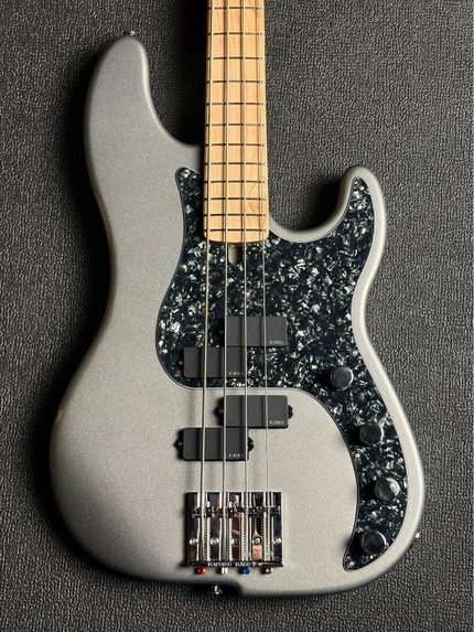 DS Series Bass
