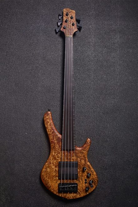 RKM Double Cut Bass