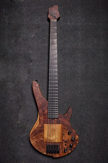 RKM Headless Bass